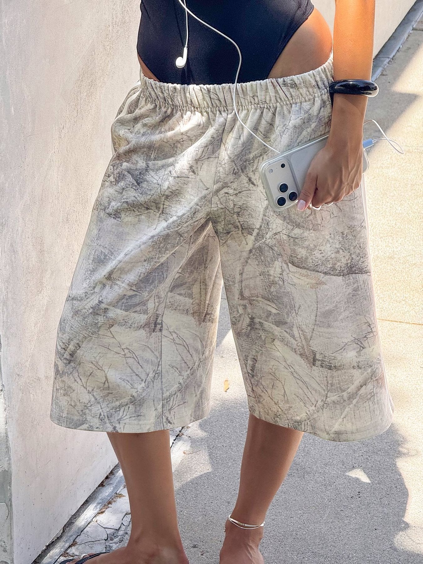 Longline Drawstring Sweat Shorts – Green Camo