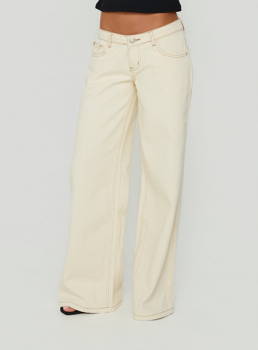 Ultra-Low-Rise Wide-Leg Jeans – Beige