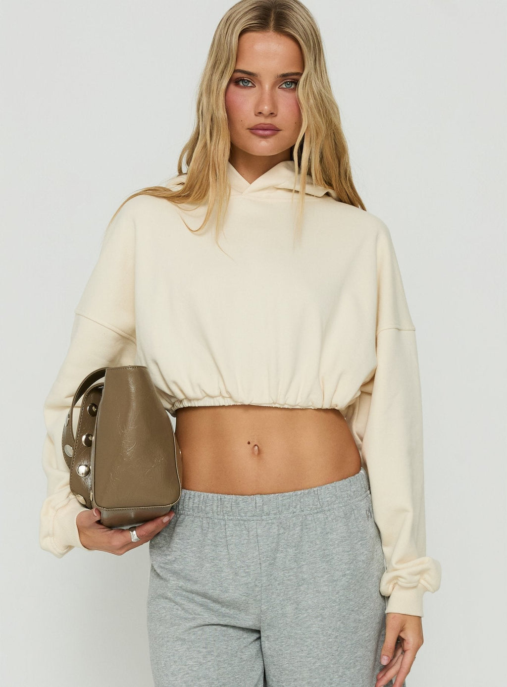 Bubble-Hem Cropped Hoodie – Beige