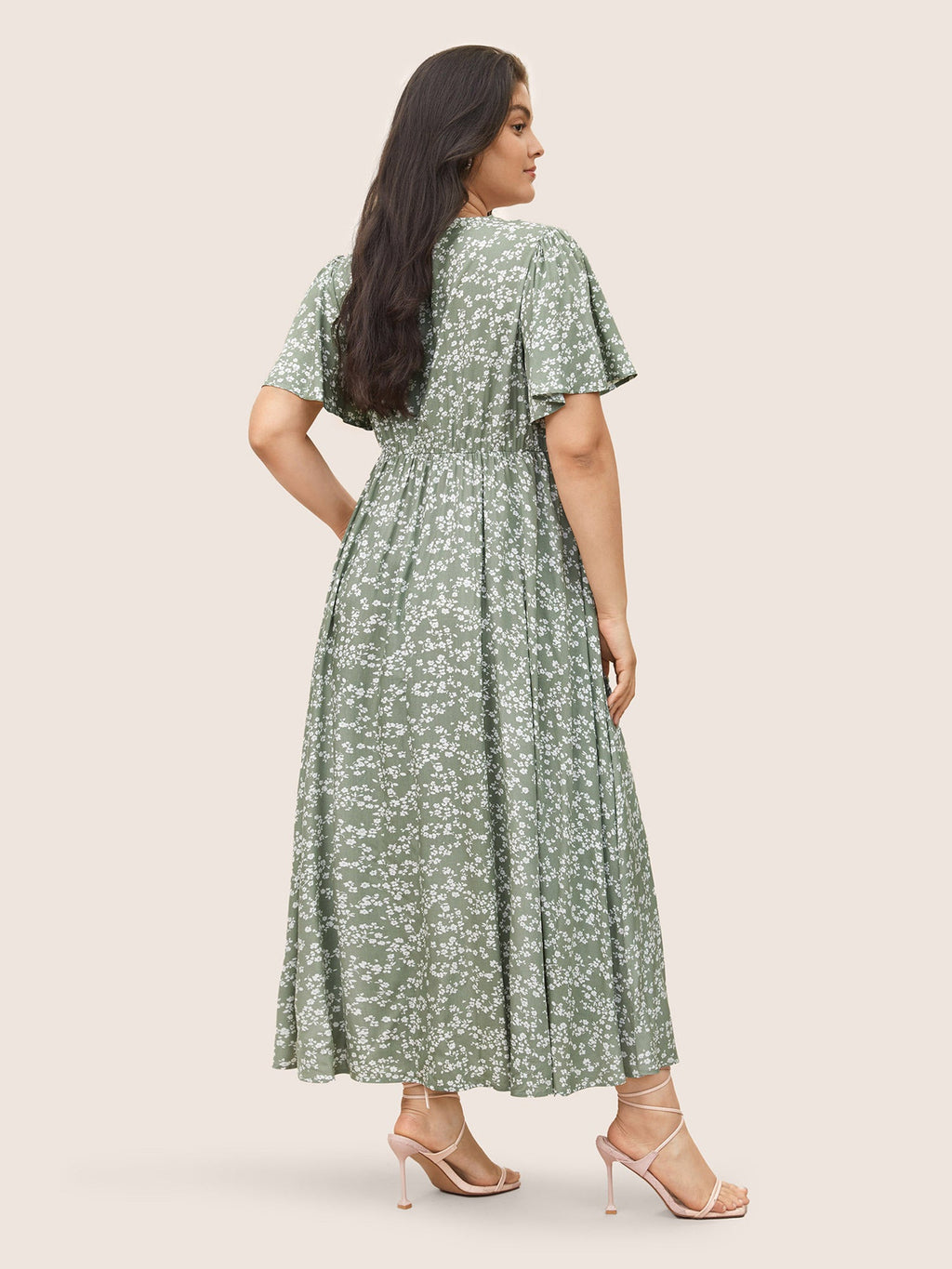 Plus Size Ditsy Floral Flutter-Sleeve Maxi Dress