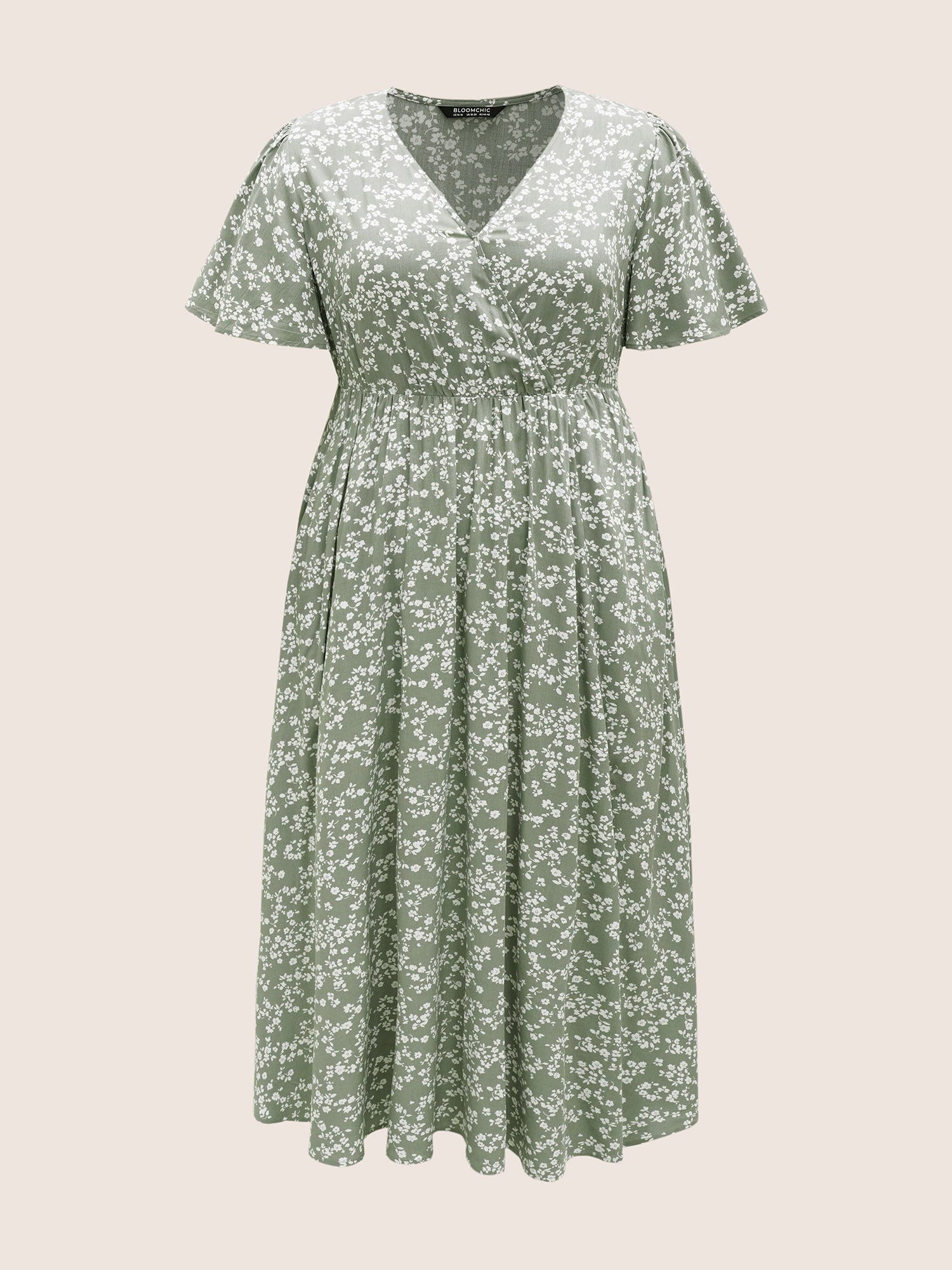 Plus Size Ditsy Floral Flutter-Sleeve Maxi Dress