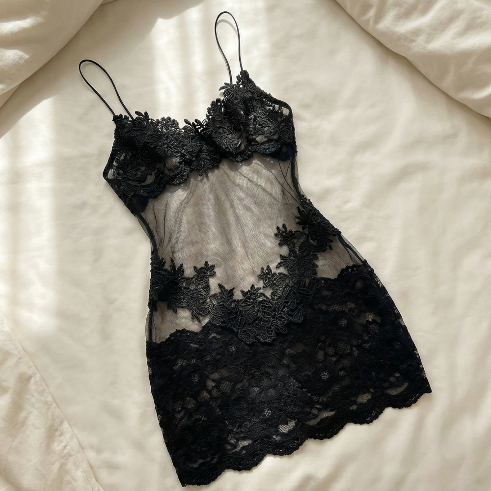 Violette Embroidered Lace Slip – White