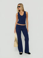 V-Neck Sculpt Tank – Navy