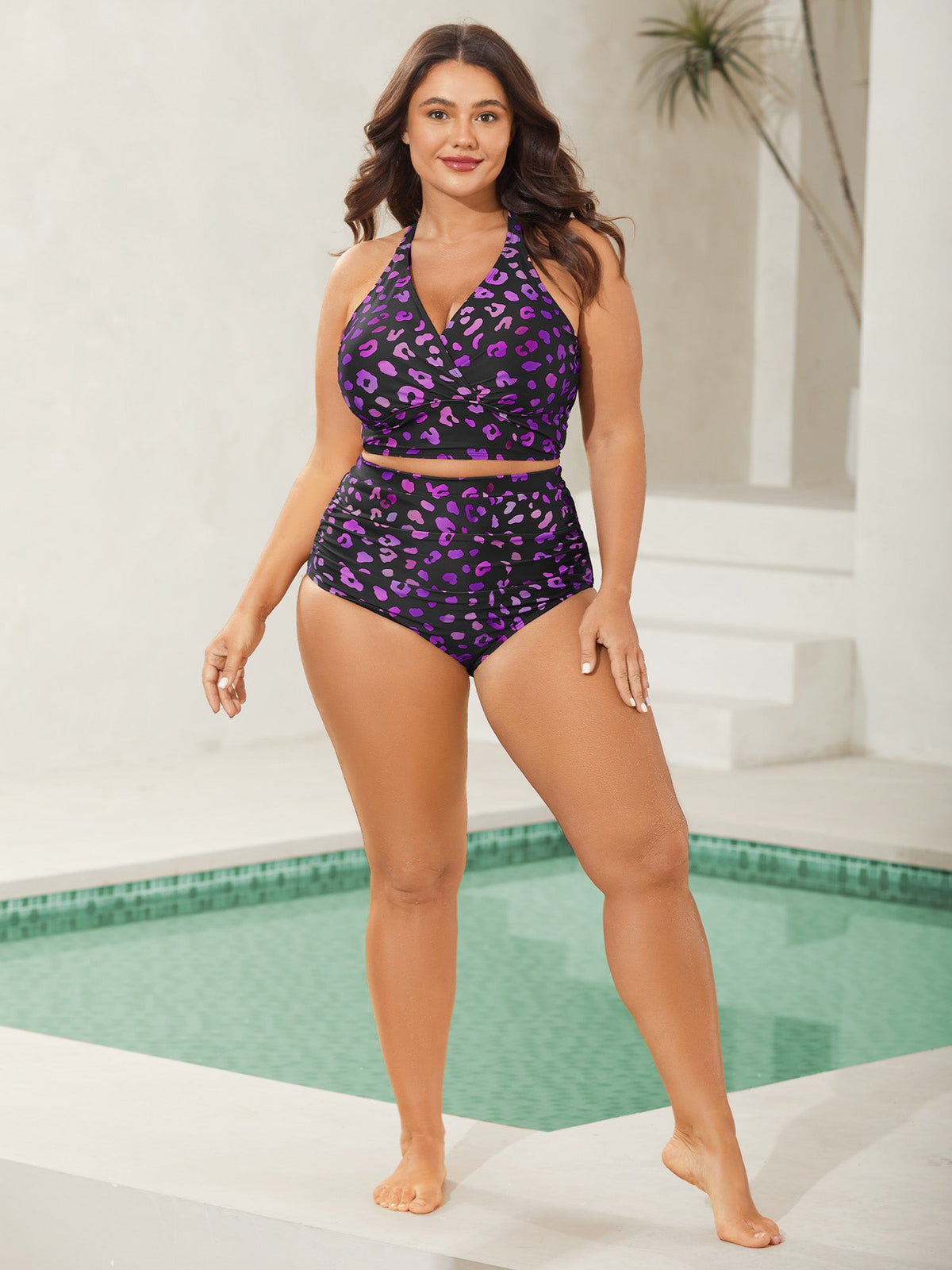 Plus Size Leopard Cross-Strap Bikini Top