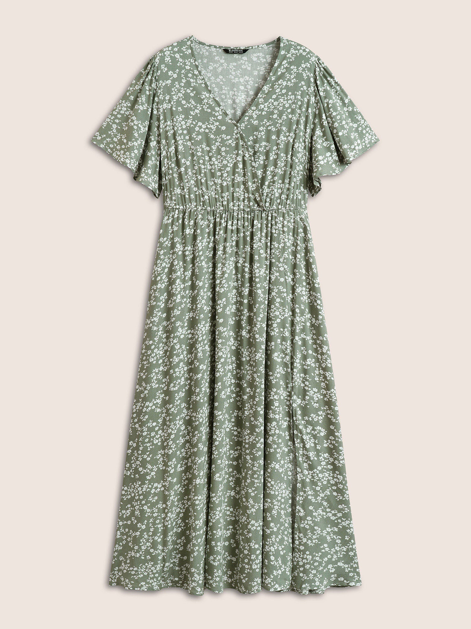 Plus Size Ditsy Floral Flutter-Sleeve Maxi Dress