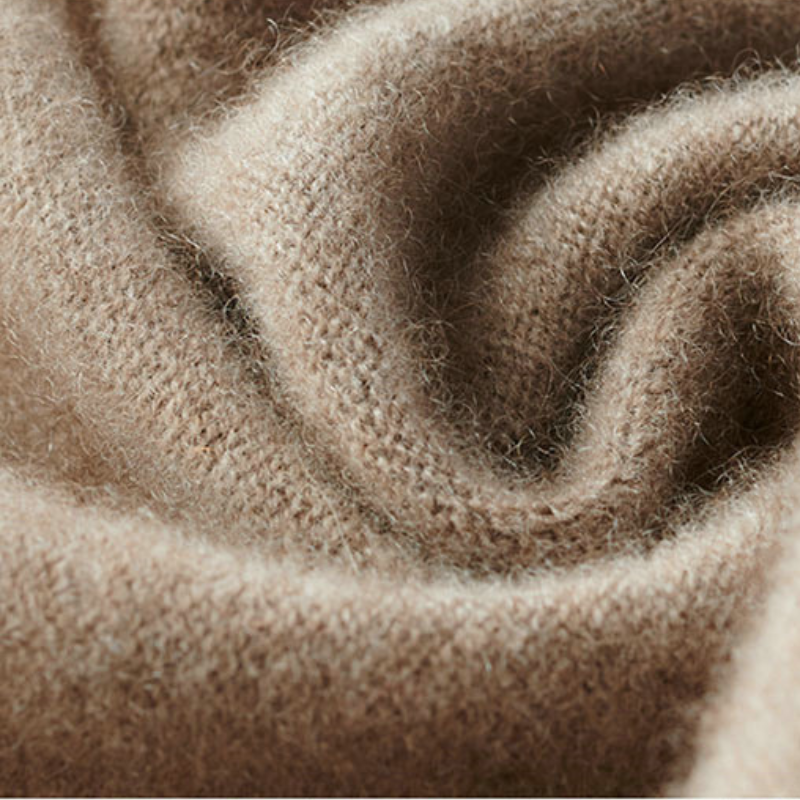 Alpina Merino Wool Shawl – Red