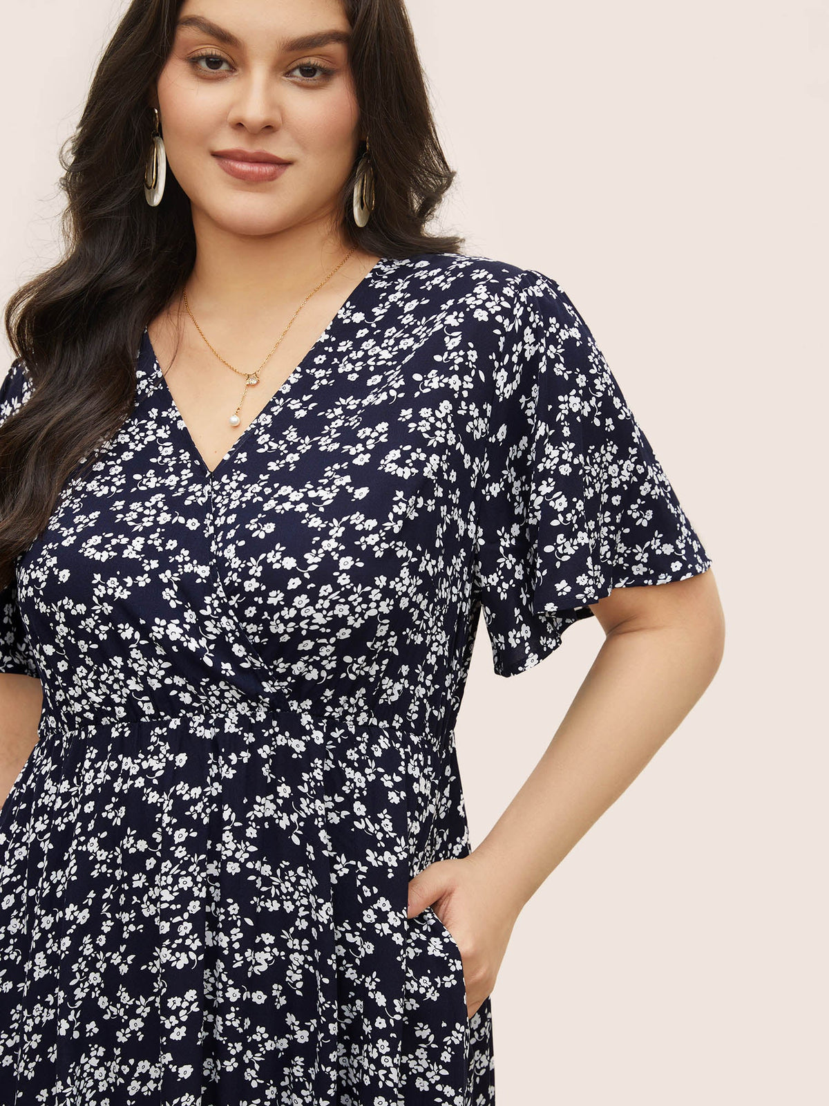 Plus Size Ditsy Floral Flutter-Sleeve Maxi Dress