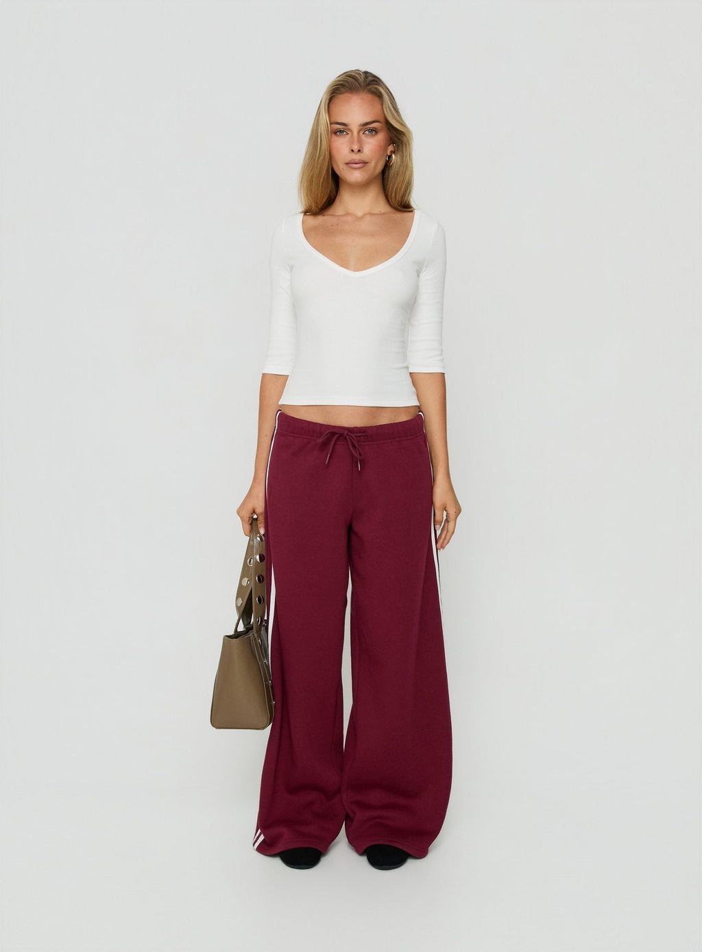 Ribbed V-Neck 3/4-Sleeve Top – White