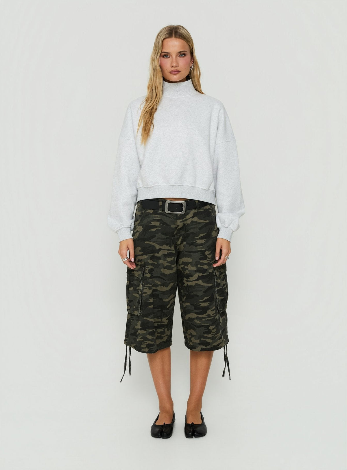 Funnel-Neck Drop-Shoulder Jumper – Grey