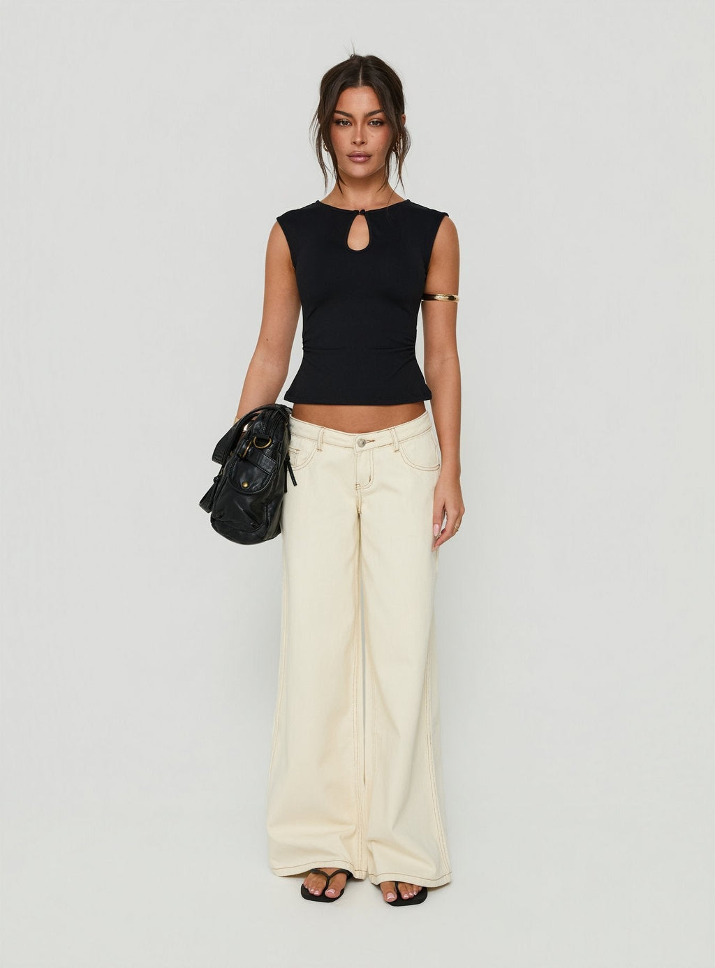 Ultra-Low-Rise Wide-Leg Jeans – Beige