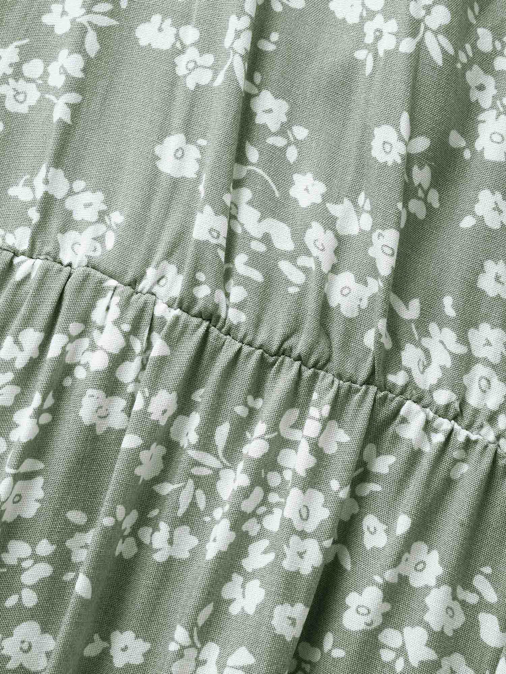Plus Size Ditsy Floral Flutter-Sleeve Maxi Dress