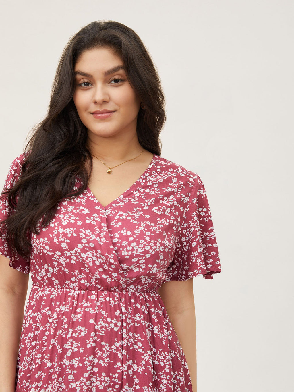Plus Size Ditsy Floral Flutter-Sleeve Maxi Dress
