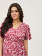 Plus Size Ditsy Floral Flutter-Sleeve Maxi Dress