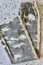 Women's light camouflage wide leg jeans with beige racer stripes
