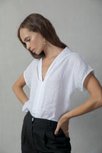 Collo Alto Linen Top – White by Aurelia Sun