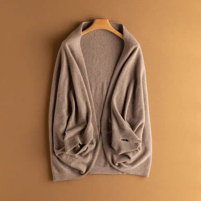 Alpina Merino Wool Shawl – Beige 2