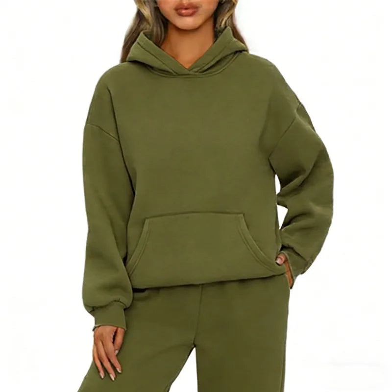 Relaxed Long-Sleeve Pullover Hoodie