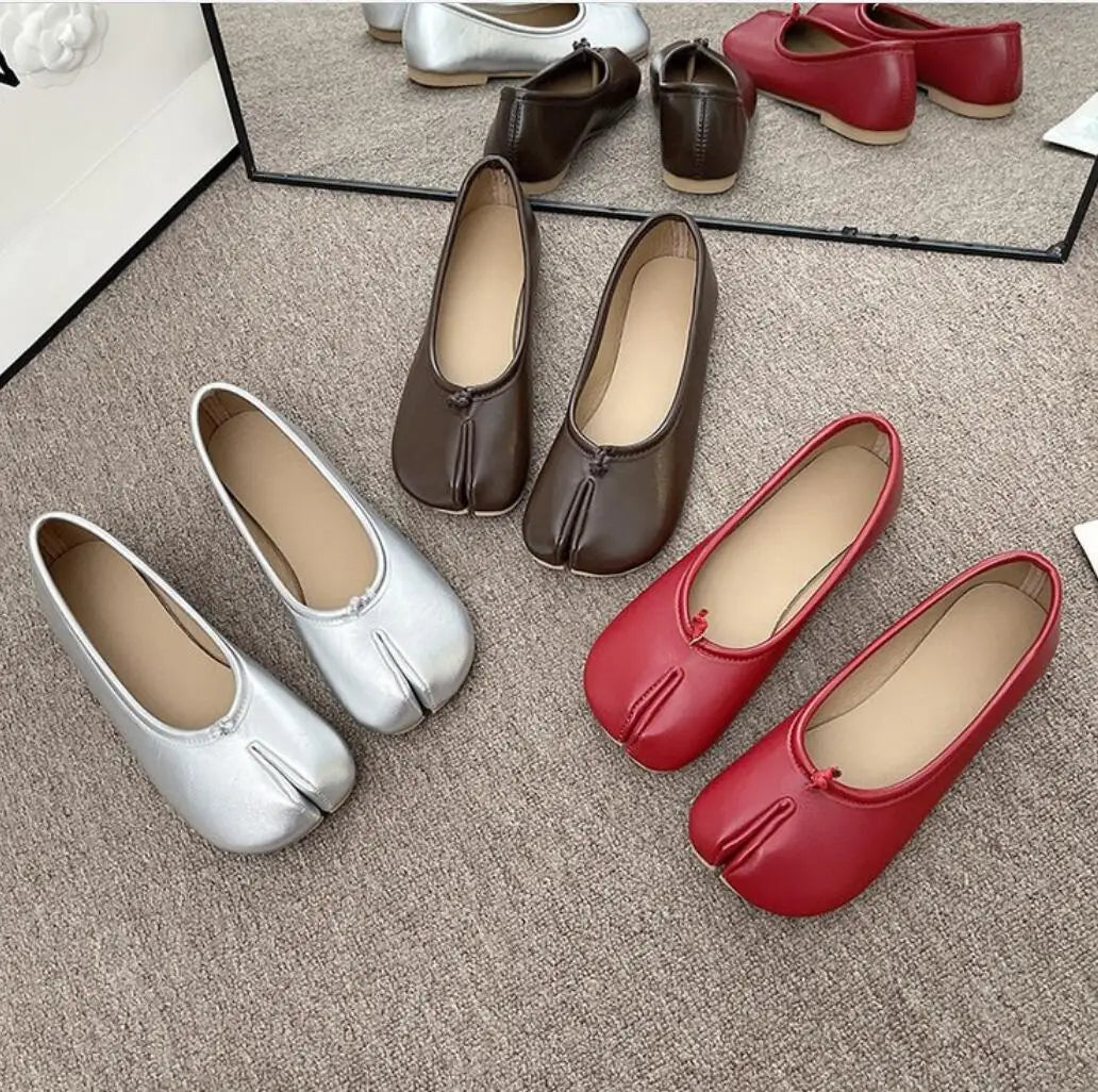 Tabi Split-Toe Ballet Flats