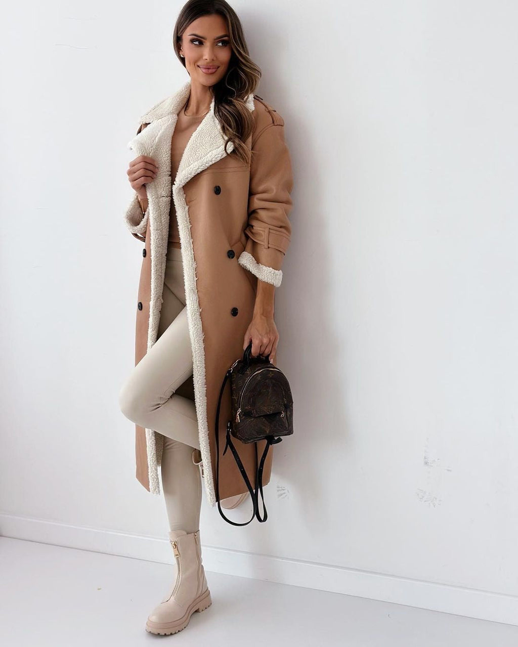 Monroe Teddy-Lined Trench Coat – Beige