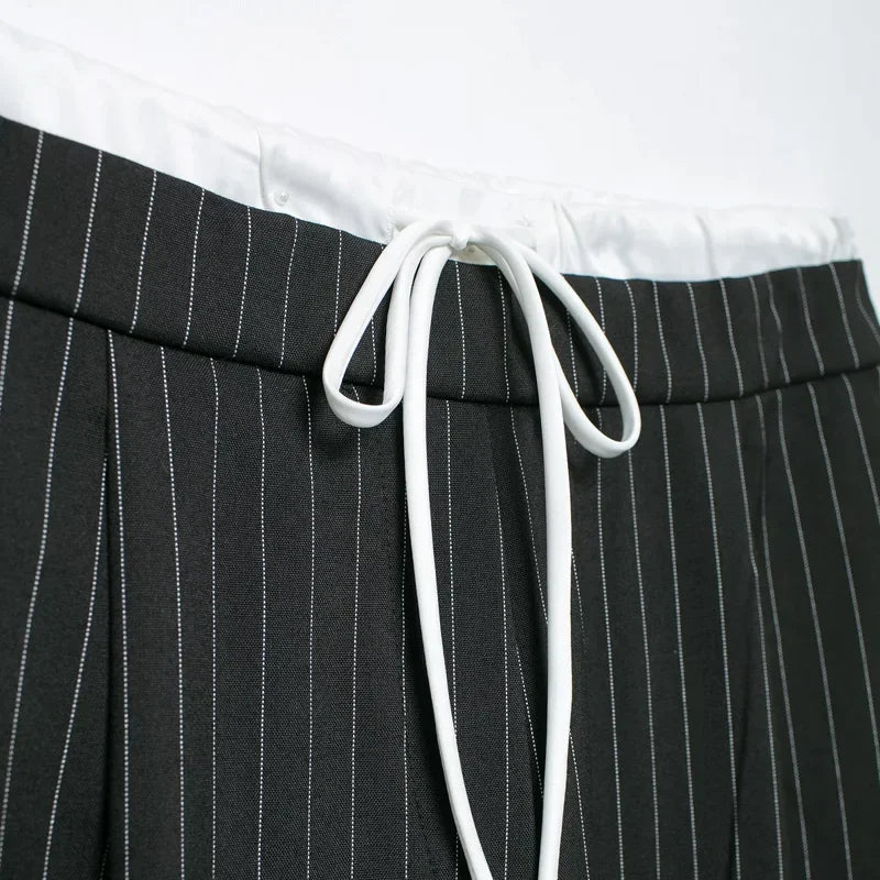 Relaxed High-Rise Wide-Leg Pants