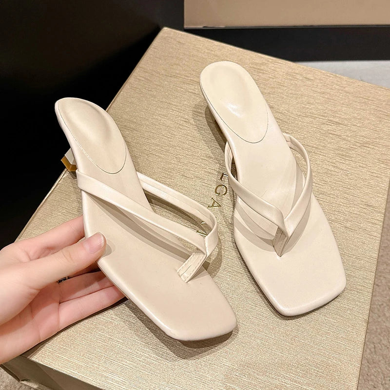 Toe-Loop Low-Heel Sandals