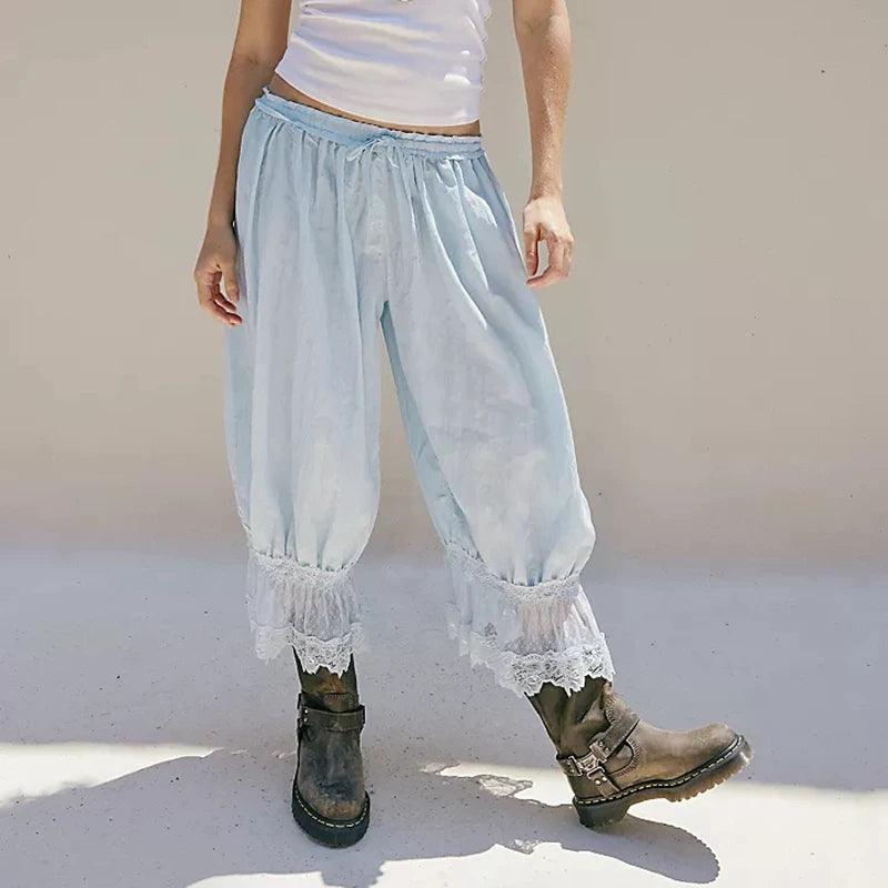 Lace-Patchwork Cropped Bloomers