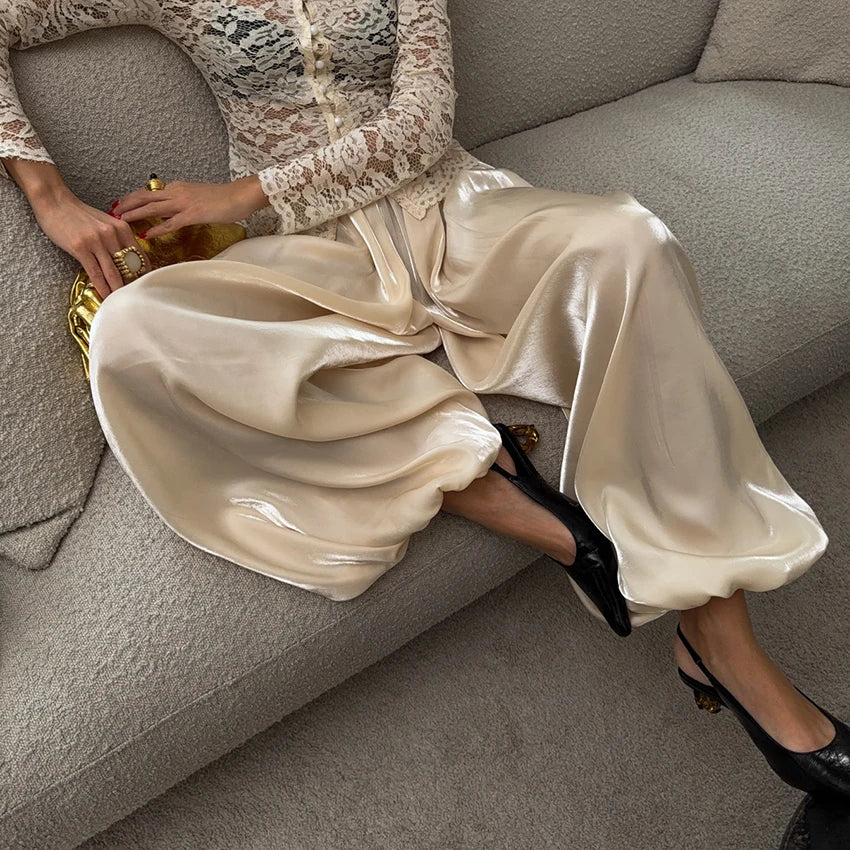 Pleated Balloon-Leg Trousers