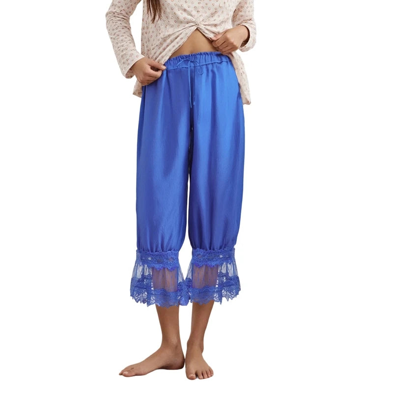 Lace-Patchwork Cropped Bloomers
