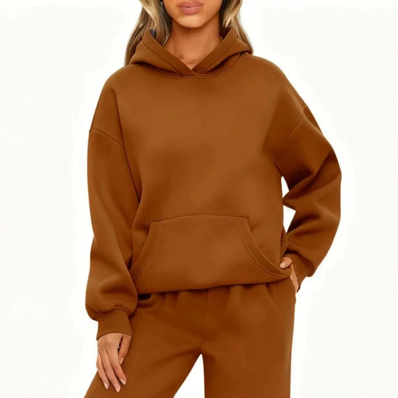 Relaxed Long-Sleeve Pullover Hoodie