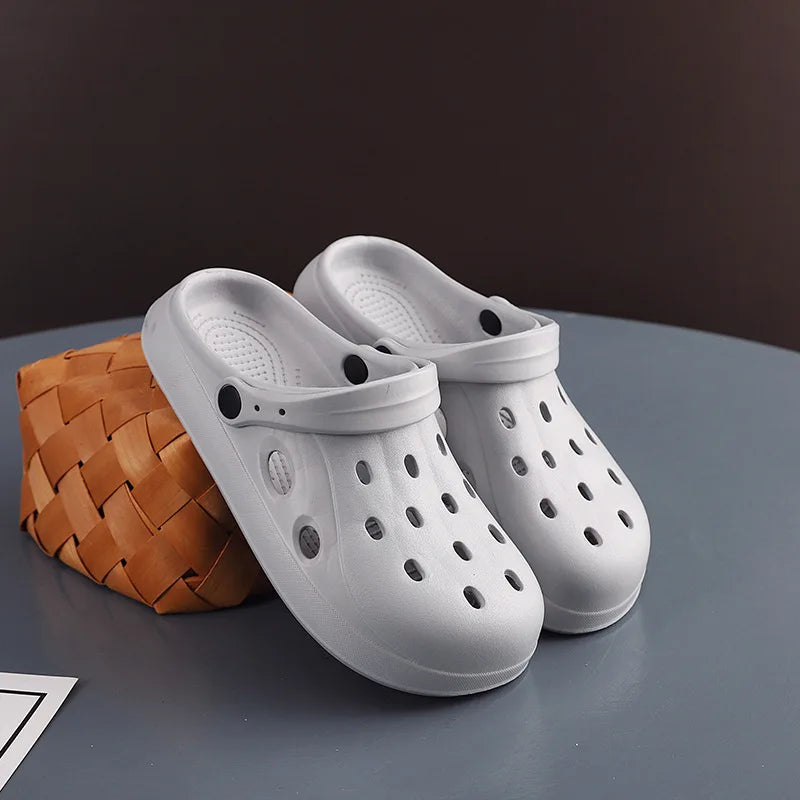 Wide-Toe Garden Clogs