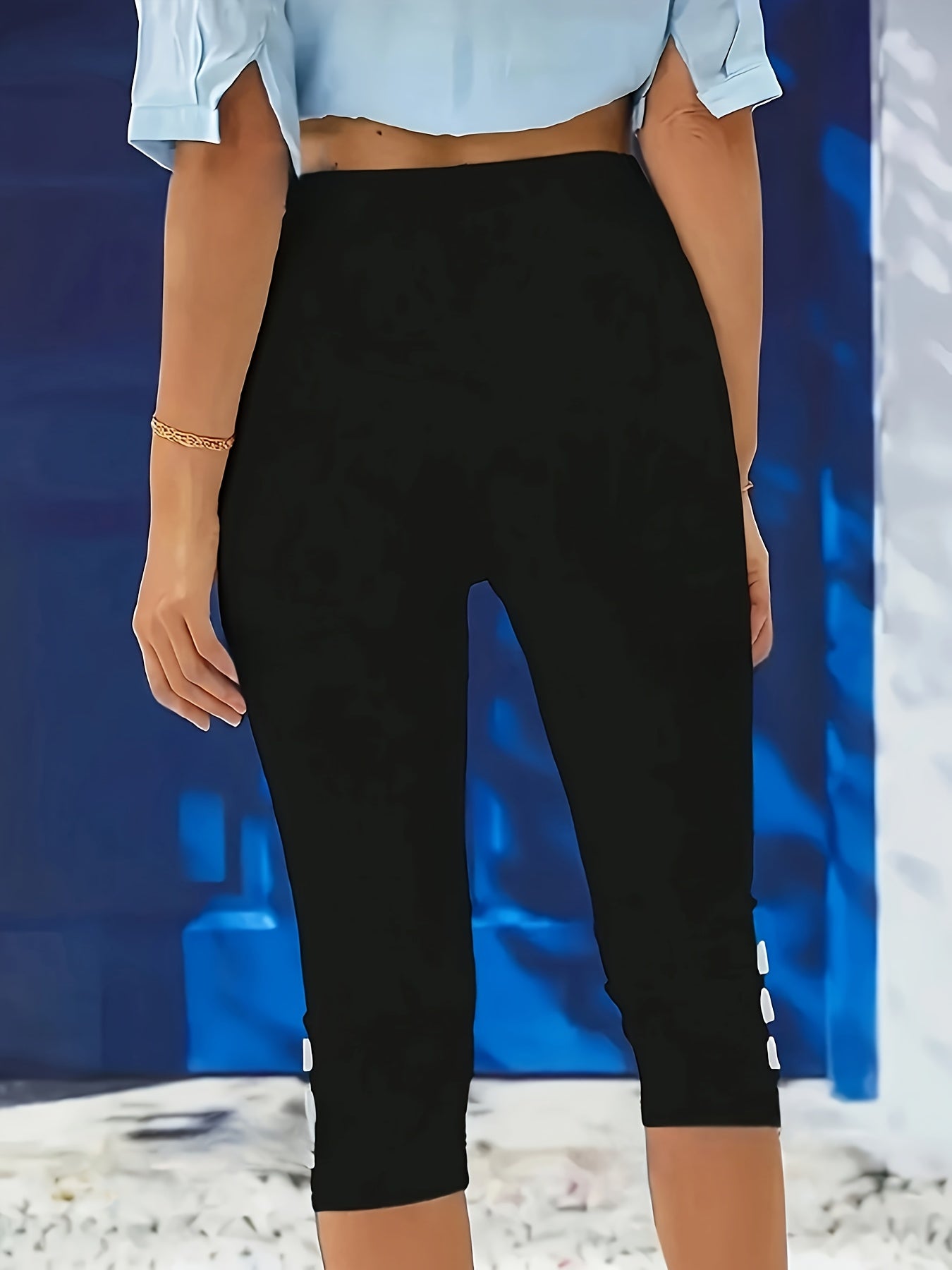 Clara Stretch Capri Pants – Black