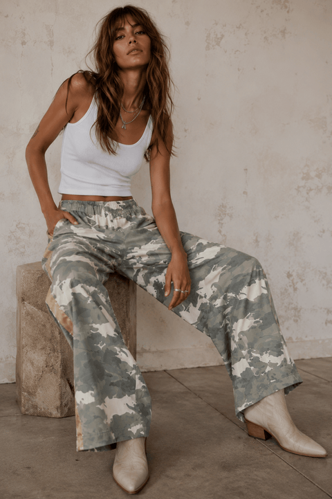 Light Camo Racer Wide Leg Jeans - Aurelia Sun
