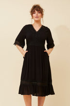 Nayla Lace Midi Dress - Aurelia Sun